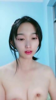 长相清纯苗条美女全裸自慰诱惑!![补录]